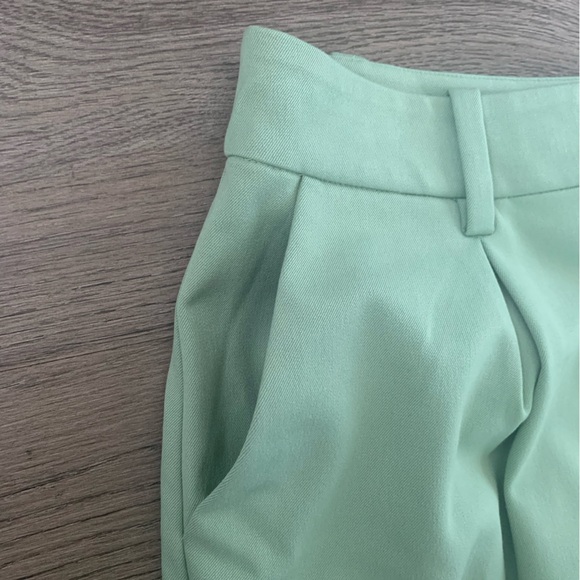 Favorite Daughter The Favorite High-Rise Wide-Leg Shorts - Size 14 - Basil - NWT - Picture 6 of 16